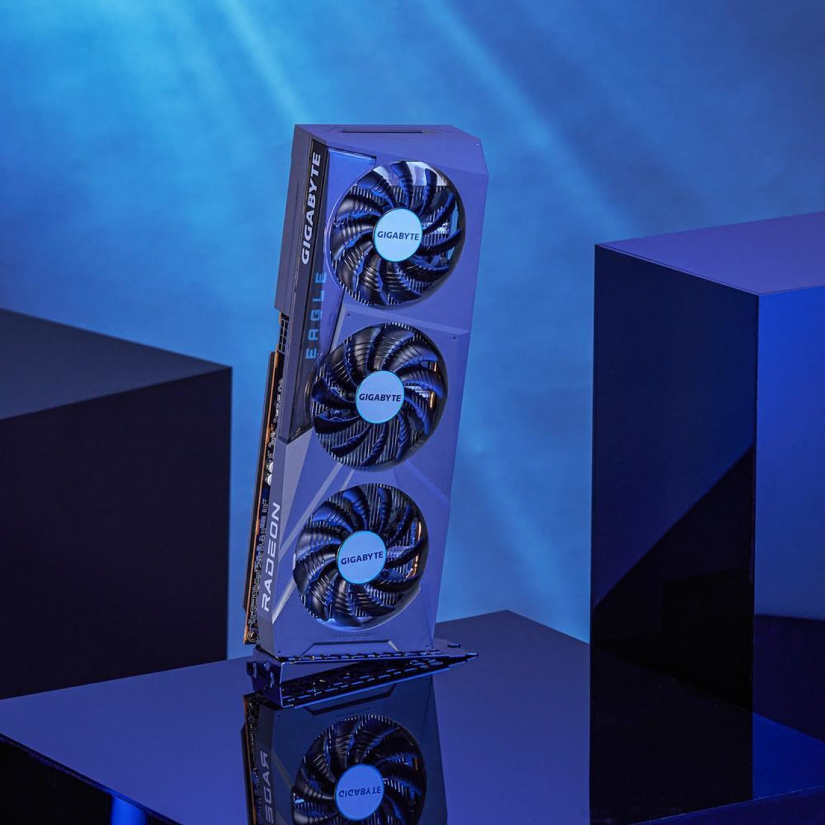 Tarjeta de Video Gigabyte GV-R66EAGLE-8GD