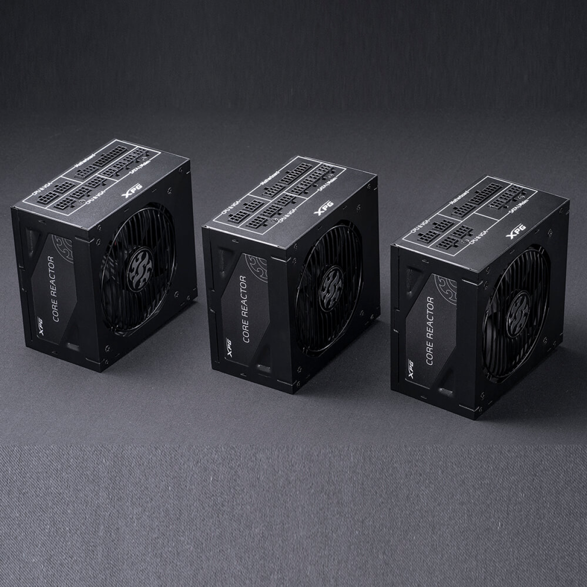 Fuente de Poder Gaming XPG Core Reactor 650 W 80 PLUS Gold (COREREACTOR650G-BKCUS)