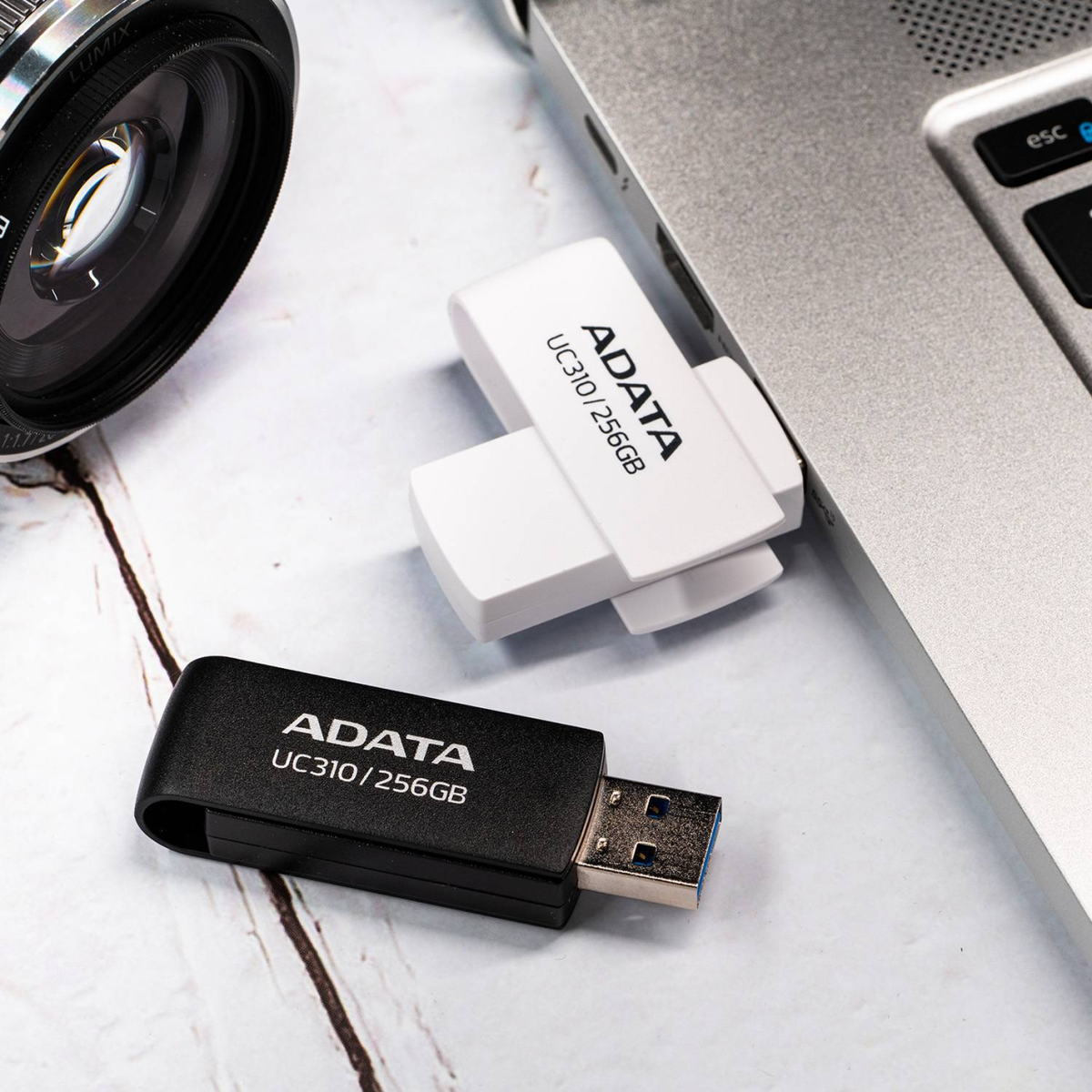 Memoria USB ADATA UC310 64 GB USB 3.2 Gen 1 (UC310-64G-RBK)